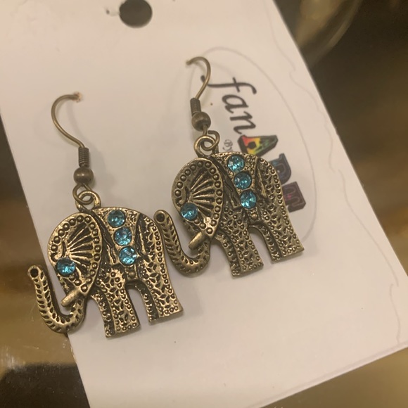 Elephant Earrings with blue Crystals - Picture 3 of 6